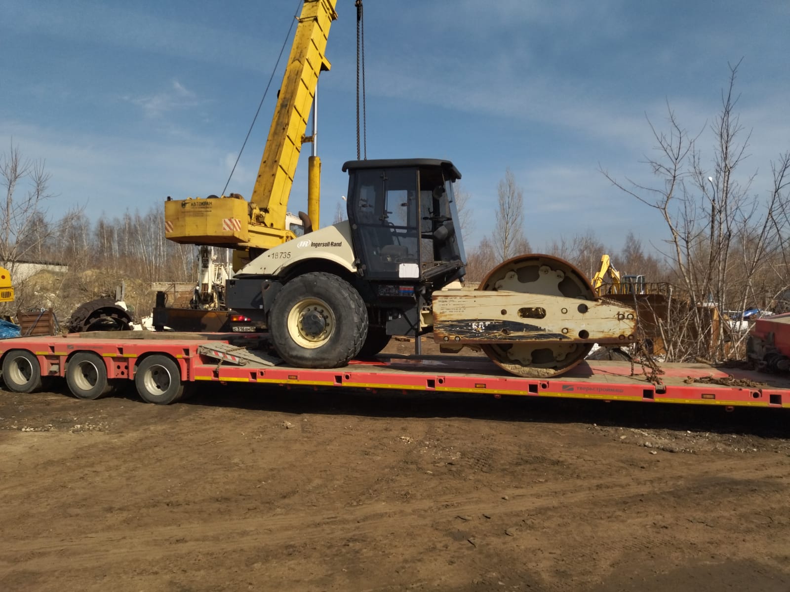 Каток SD 160 DX  из Дзержинска в Сургут